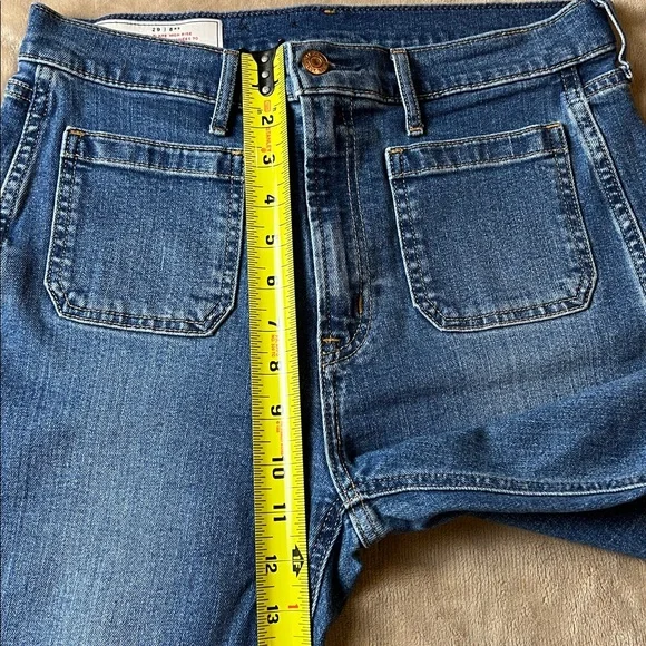 GAP 'High-Rise 70s Flare' Medium Wash Jeans with Front Pockets - Size 29 - Picture 10 of 16